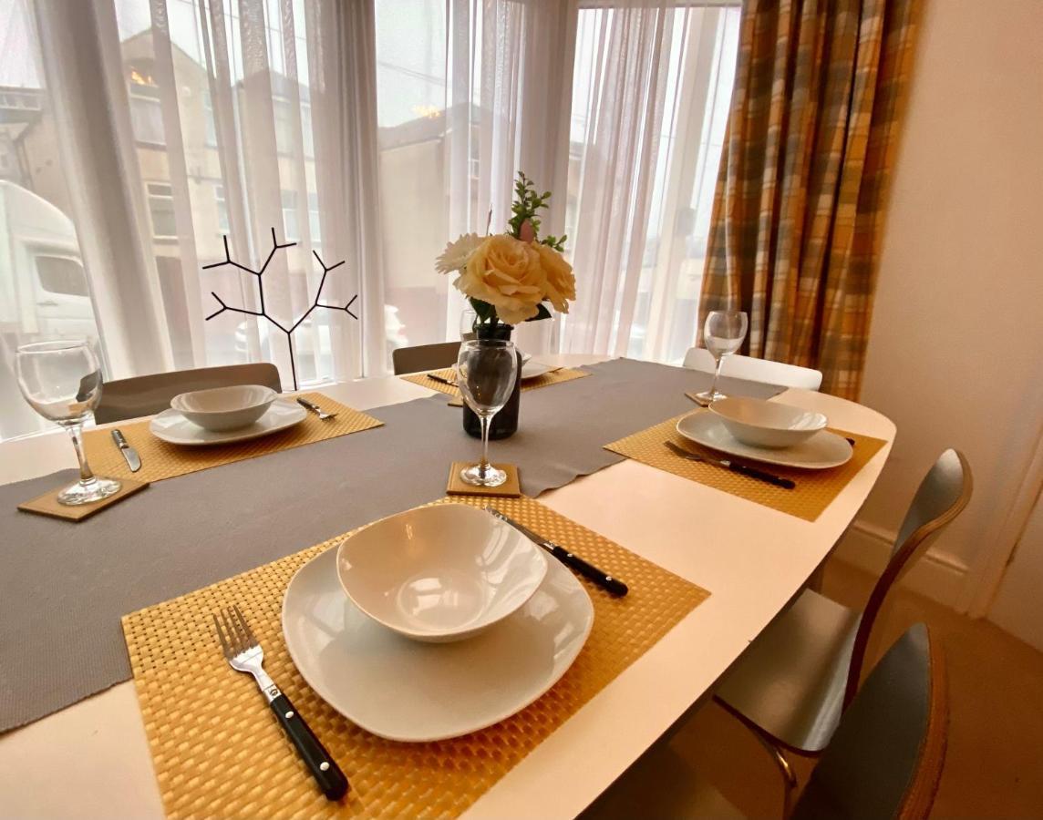 Blackpool Abode - The Buttercup Suite Exterior photo